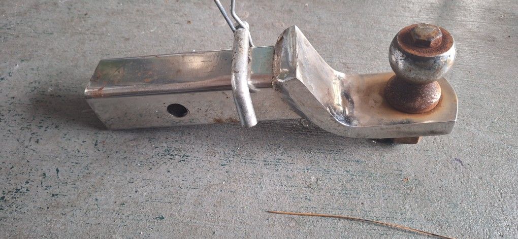 Chrome 2" Inch Trailer Hitch with a 1⅞ inch Interchange Ball and Locking Pin Set up