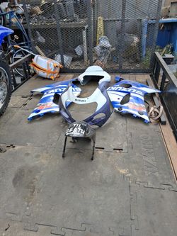 02 ,05 Suzuki Plastic