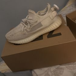Adidas Yeezy
