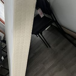 QueenSerta Box spring 