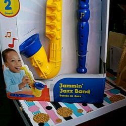 Flute and saxophone