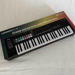 Novation Launchkey49 MK3 Keyboard New In Box