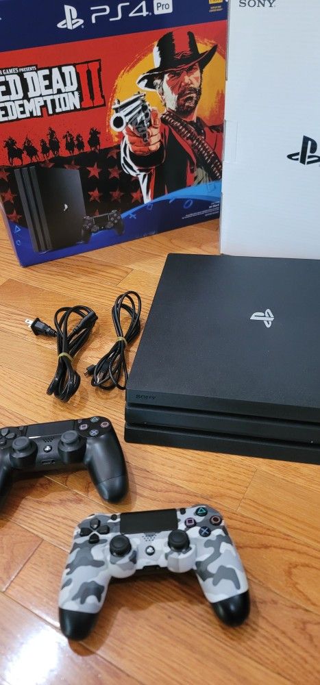 Sony PS4 PRO 1TB, 2 OEM Controllers, Charging Station