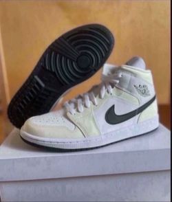 Nike Air Jordan 1 Mid Coconut Milk  Womens Size 11W/9.5 Mens Brand New