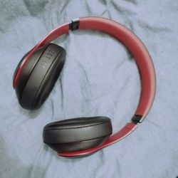Cost-effective headphones for students H4WETW