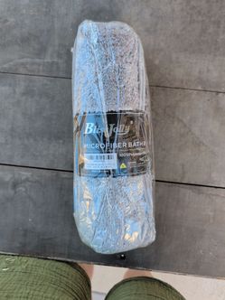 Microfiber bath rug