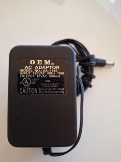 OEM AC Adaptor Model AA-1880