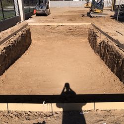 Clean fill Dirt for low price ! We Deliver 