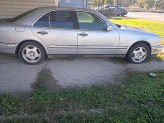1997 Mercedes-Benz E-Class