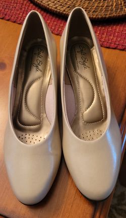 Women's Dress Shoes