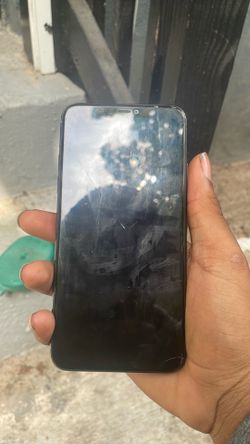 iPhone 11 Pro Max, color dark gray