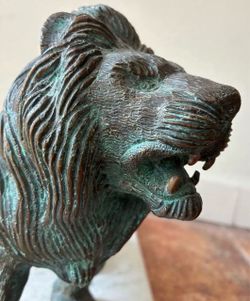 Lion Statue