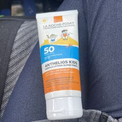 La Roche Posey Kids Gentle Lotion Sunscreen 