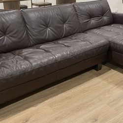 Italian made Natuzzi brand sofa, Genuine Leather, espresso color!