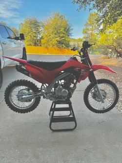 2025 Honda CRF125F