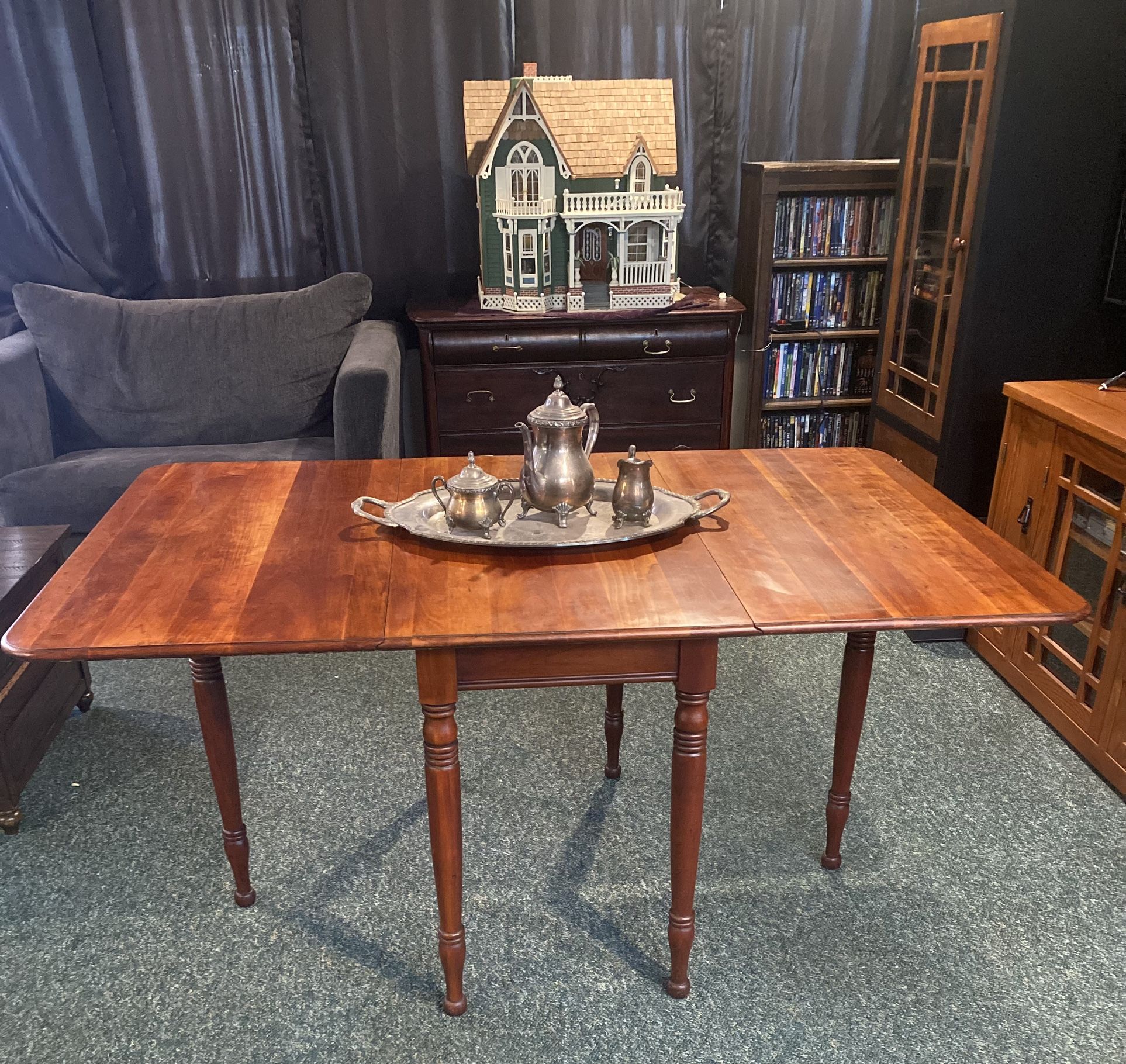 Pennsylvania House MT. Vernon Vintage Solid Cherry Drop Leaf Dining Table