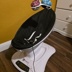 MamaRoo Swing