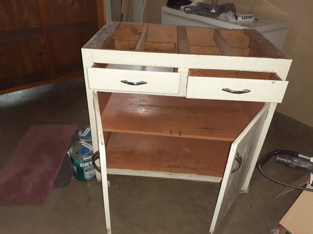 Free cabinet no top 3×2