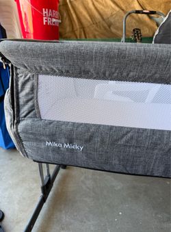 Mika Micky Bassinet Bedside