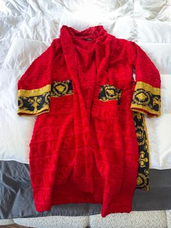 Versace men’s robe authentic size 3xl
