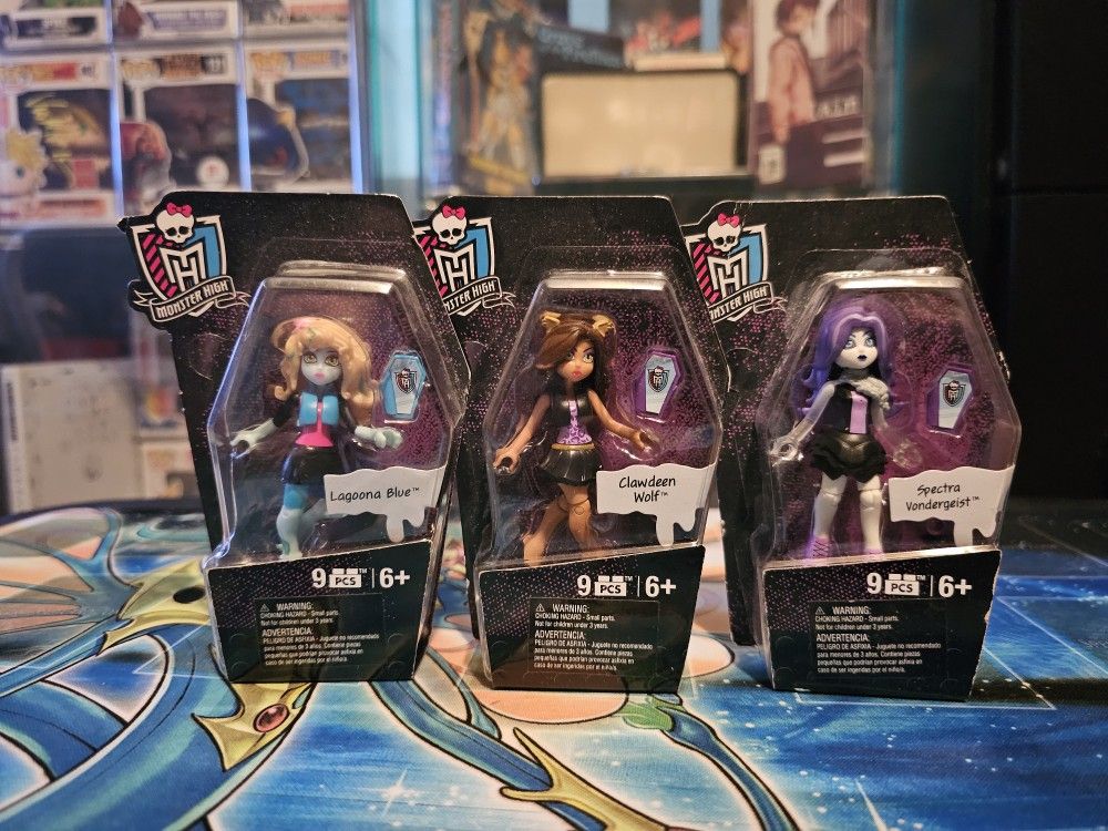 Monster High 2015 Mega Blocks Mini Figure Lot