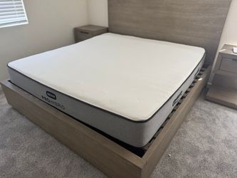 Bear Pro Hybrid King Mattress - LIKE NEW