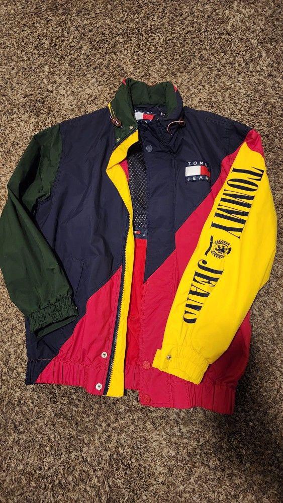 Tommy Hilfiger Colorblocked Sailing Jacket ( URBAN OUTFITTERS)