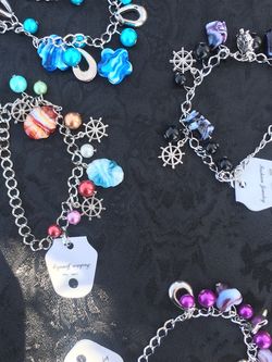 Bracelets  Diferente Stiles   4 For $5