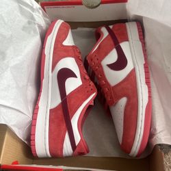 Nike Dunk Low Valentine Day (2024 ) Women’s  Size 11