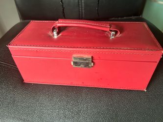 Brand new poker set