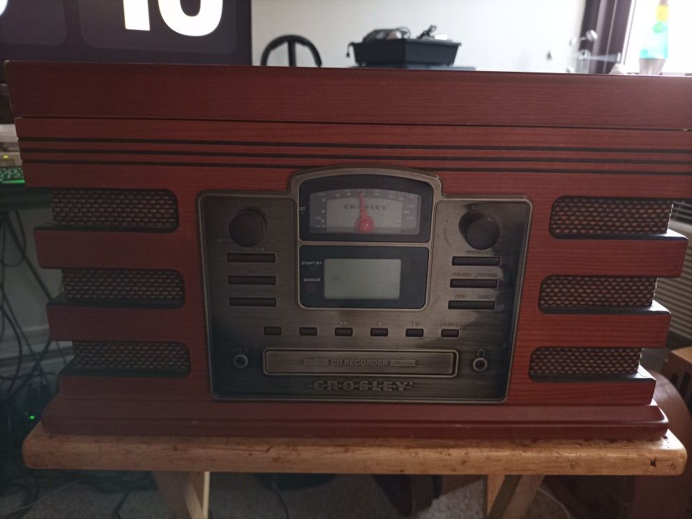 All In One Turntable Record Player CD And Radio Combo