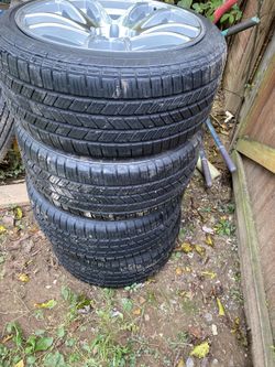 Wheel set of 4 nice deal (245/40/19”)