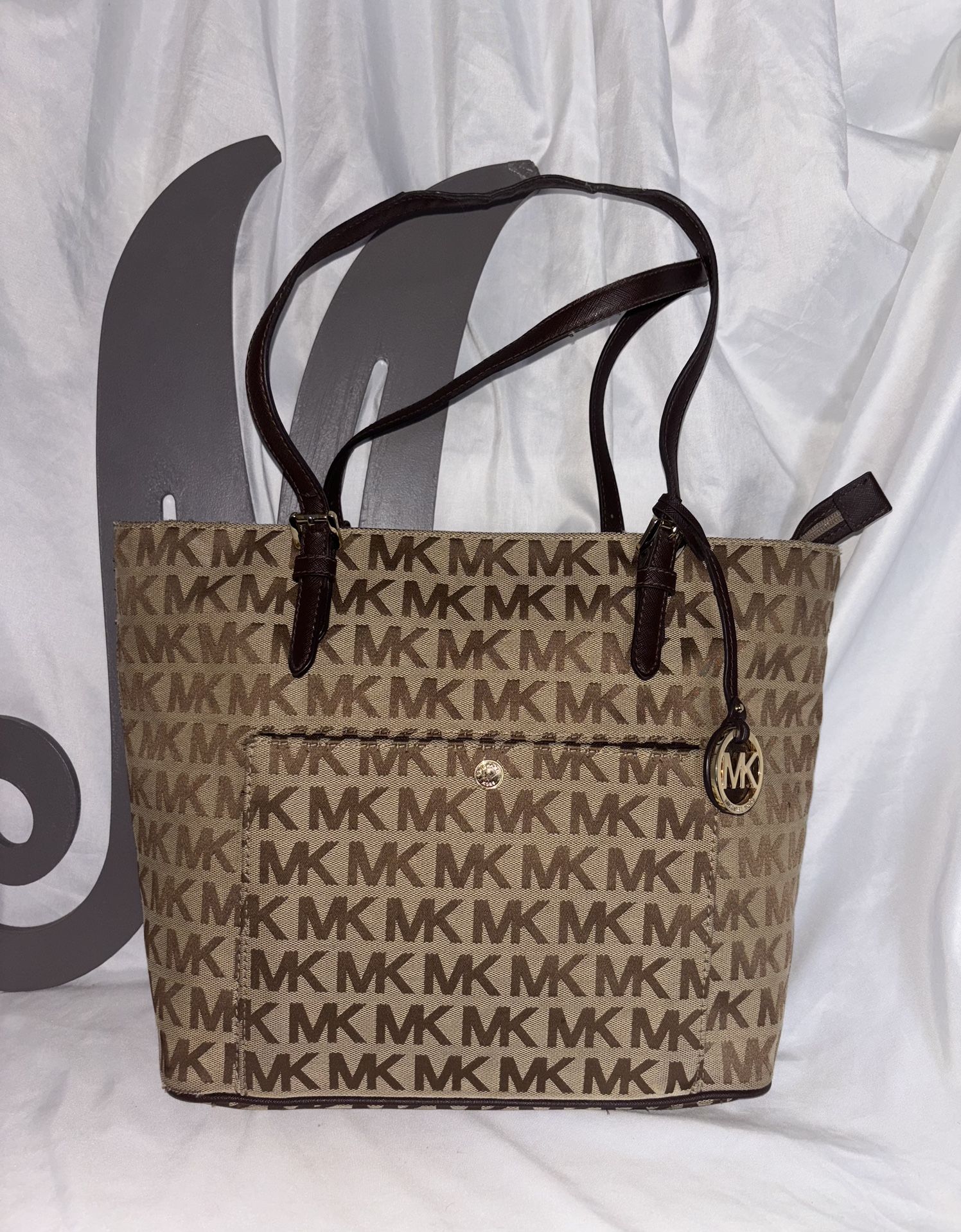 *MICHAEL KORS* Large Canvas/ Leather Front Pocket Signature Monogram Tote Bag
