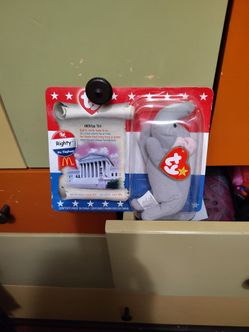 1996 Sealed Ty Teenie Beanies McDonald's Toy "Righty" the Elephant