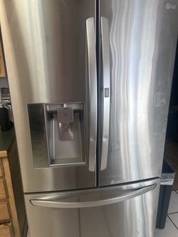 LG refrigerator
