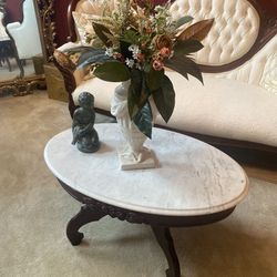 Beautiful Marble Coffee Table Made In Italy. 
