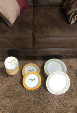 Dishes - Set called Oh La La Chicken