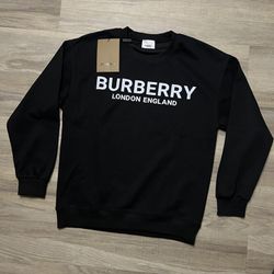 burberry sweat shirt size M 