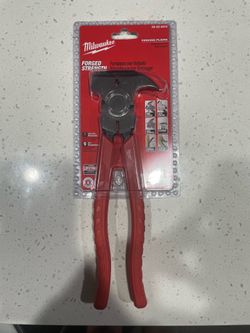 🔥 BRAND NEW Milwaukee Forged Strength Fencing Pliers 🔥