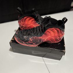 Nike foamposite One Stranger Things New Ds size 10.5 men