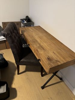 Pier 1 desk and chair