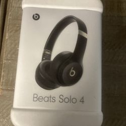 Beats Solo 4