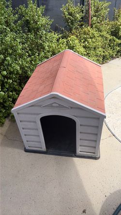 Small dog house