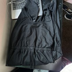 Women’s Clothing 