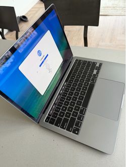 Apple MacBook Pro 13” M1