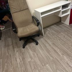 Computer Desk And Chair 