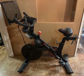 Peloton Bike – Like New – Upgraded Seat – Never Used