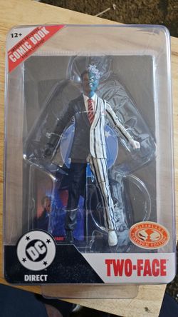 Dc direct mcfarlane 89 two-faced
