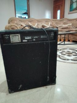 Fender bass amplifier