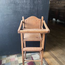 Vintage Doll high chair 